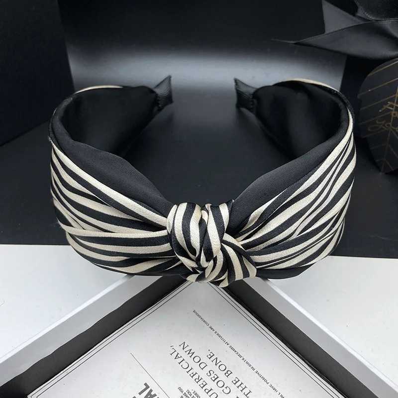 High skull top hairpin hoop womens fashion striped fabric adult outer bound headdress wide edge hairpin hoop H260319