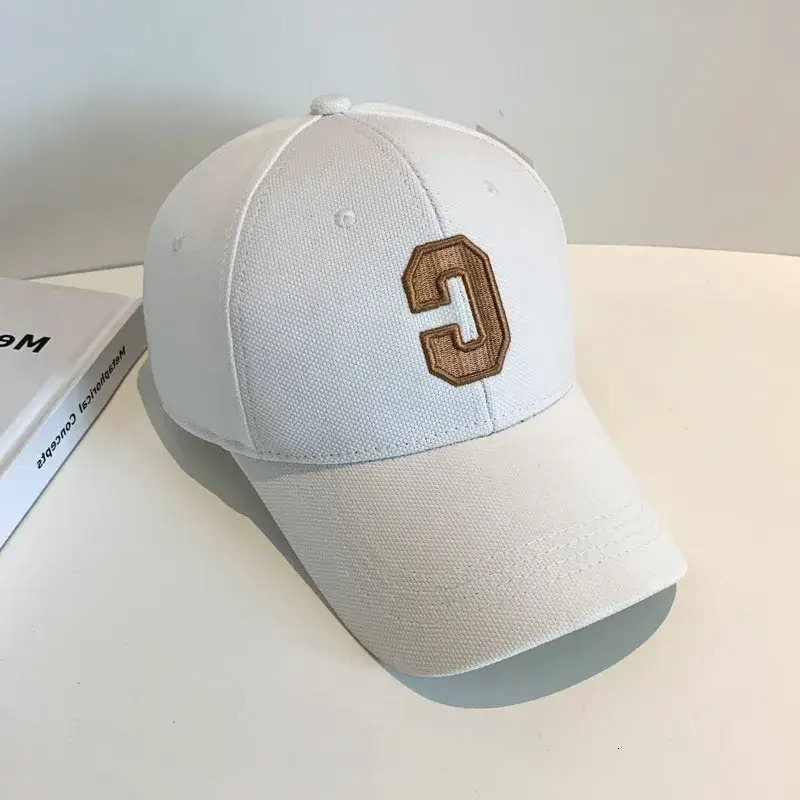Light Luxury Designer Style Men Adjustment Baseball Cap Hats High Quality Women Fitted Caps Fashion Letters Stripes Beanie Hat For both men and women