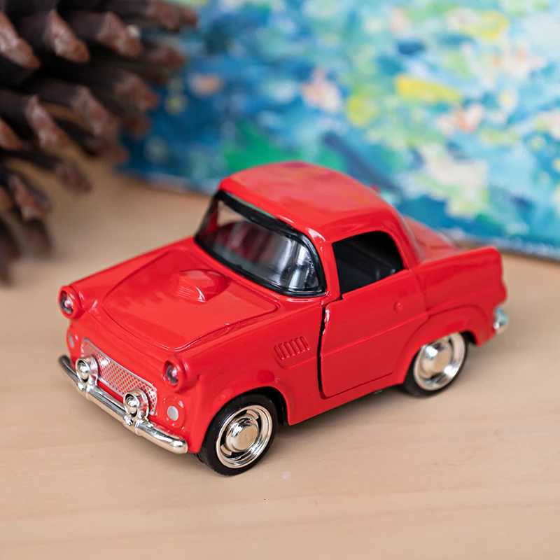 143 Alloy Diecast Cartoon Classic Vintage Car Model Classic Pull Back Car Miniature Vehicle Replica For Collection Gift Y260319