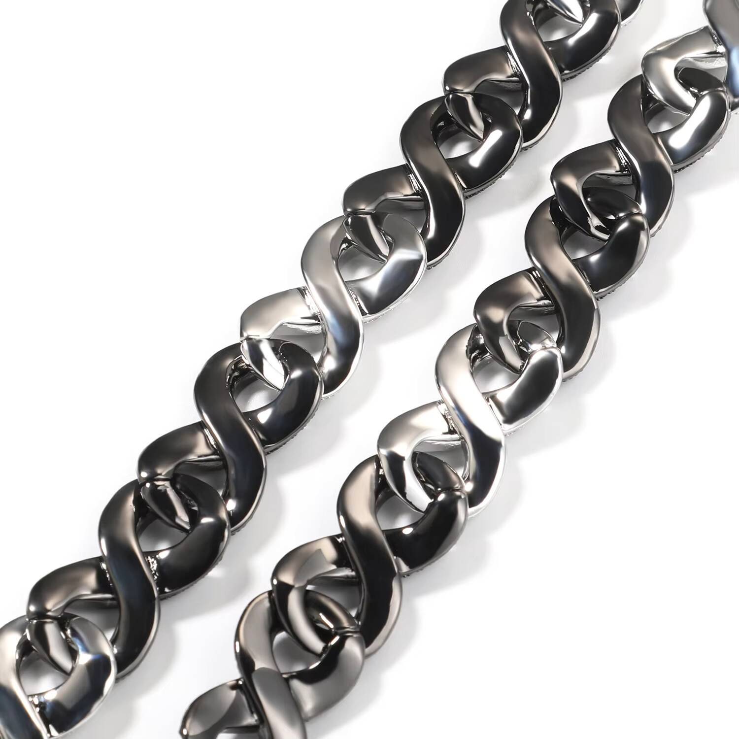 UWIN 2026 New Arrival 15mm Infinity Two Tone CZ Snake Chain Stylish Black and White Pave Diamond Circular Link Cuban Necklace