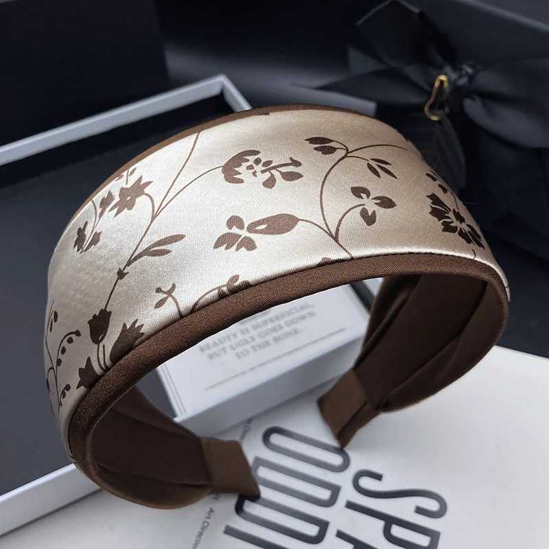 New printed hairpin headband for women with white hair covering wide edge hair compression and fashionable face wash headband H260319