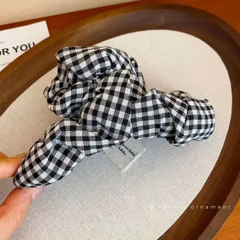 1pc Korean-style minimalist black and white checkered bubble hair clip accessory new artistic and high-end shark clip hairpin H260319