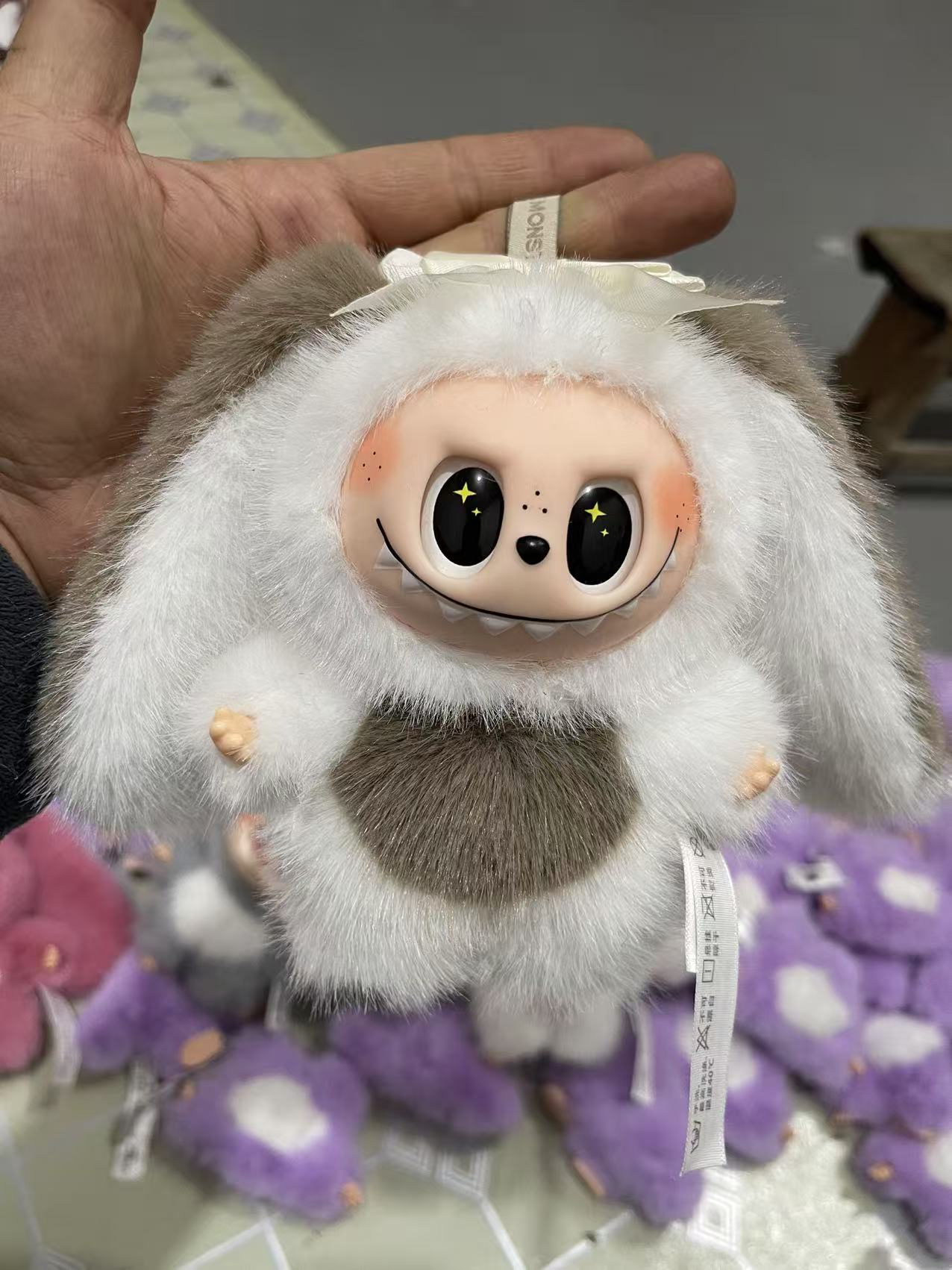 17cm Labubu Bunny Macaron Series Blind Box Collectible Toy Kiwi Color QIAOWANTONG