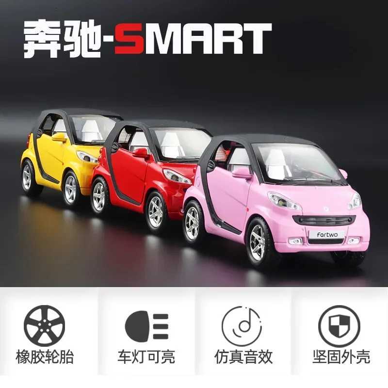 132 Benz SMART Cute Alloy Model Car Metal Diecast Car Simulation Sound And Light Pull Back Toy Car For kids Collection Gifts Y260319
