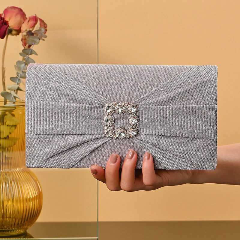 New Small Square Chain Messenger Bag Exquisite Versatile Ele Temperament Storage Dinner Bag with Cotton Linin Style W260319 - view 4
