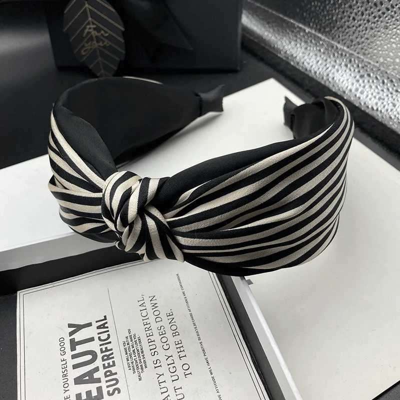 High skull top hairpin hoop womens fashion striped fabric adult outer bound headdress wide edge hairpin hoop H260319