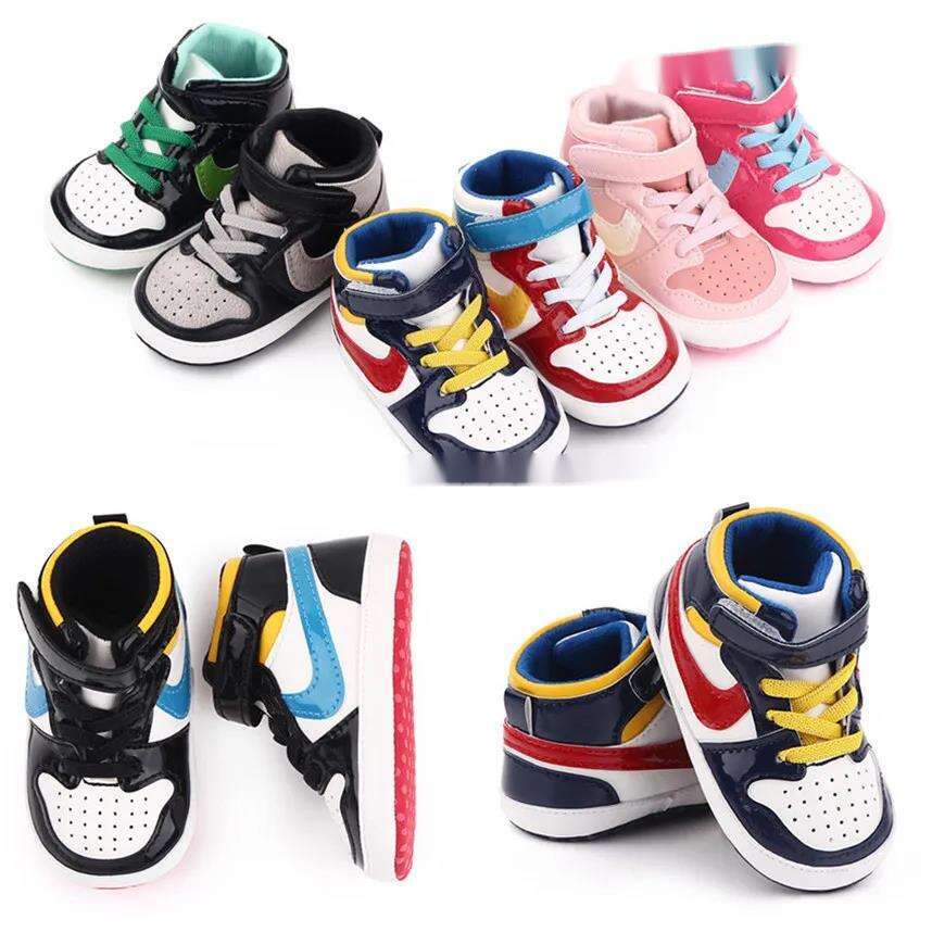 2026 New Baby Shoes 0-18 Months Kids Girls Boys Toddler First Walkers Anti-Slip Soft Soled Bebe Moccasins Infant Crib Footwear Sneakers Designer