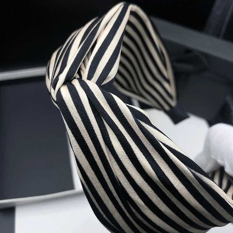 High cranial top hair clip womens fashionable new style daily wear small face wide edge pressed hair face wash headband H260319