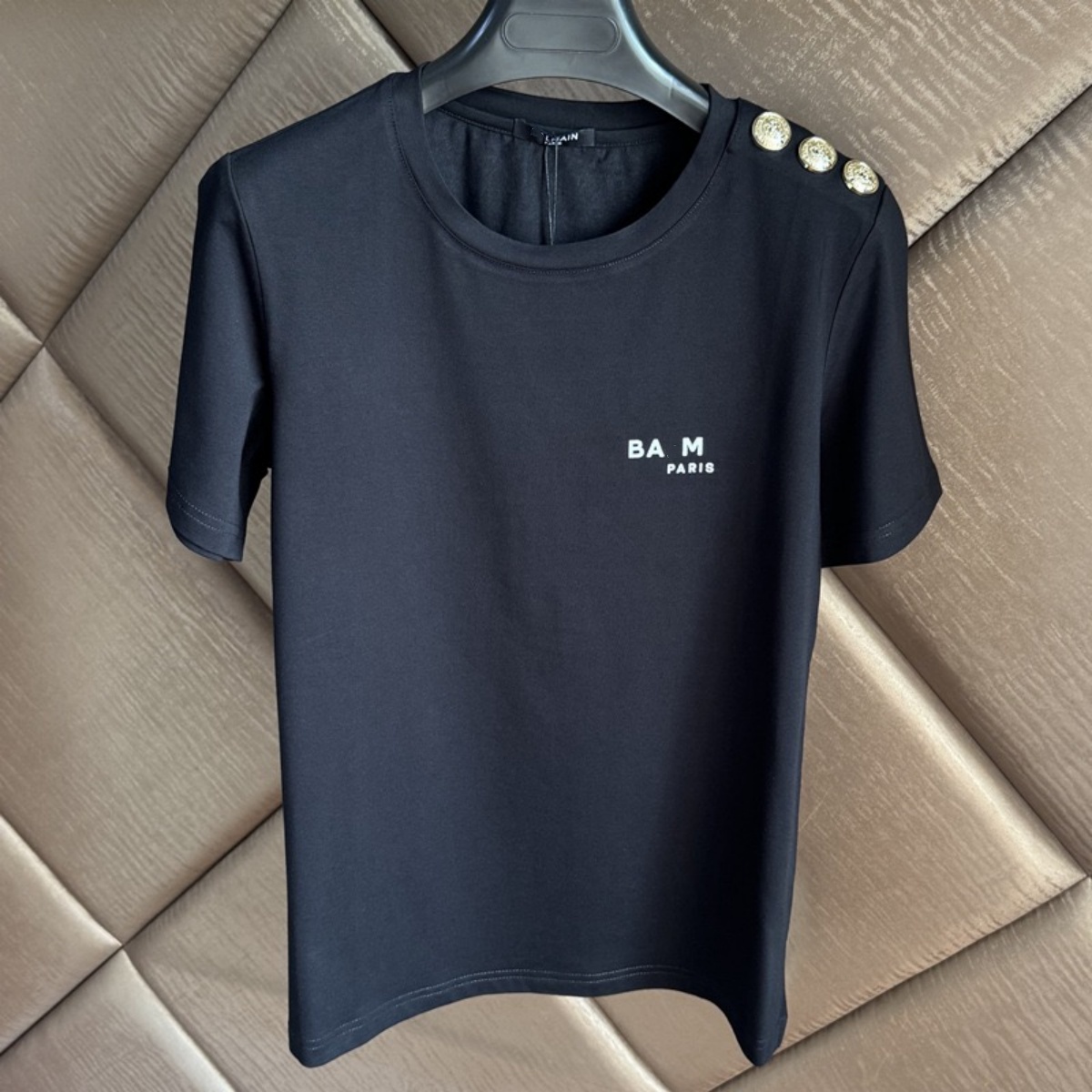 Designer Shirt Men's and Women's Matching Short-Sleeved Casual T-Shirt in European Size with Shoulder Buckles and Small Letter Logo - Cotton T-Shirt for Leisure Wear