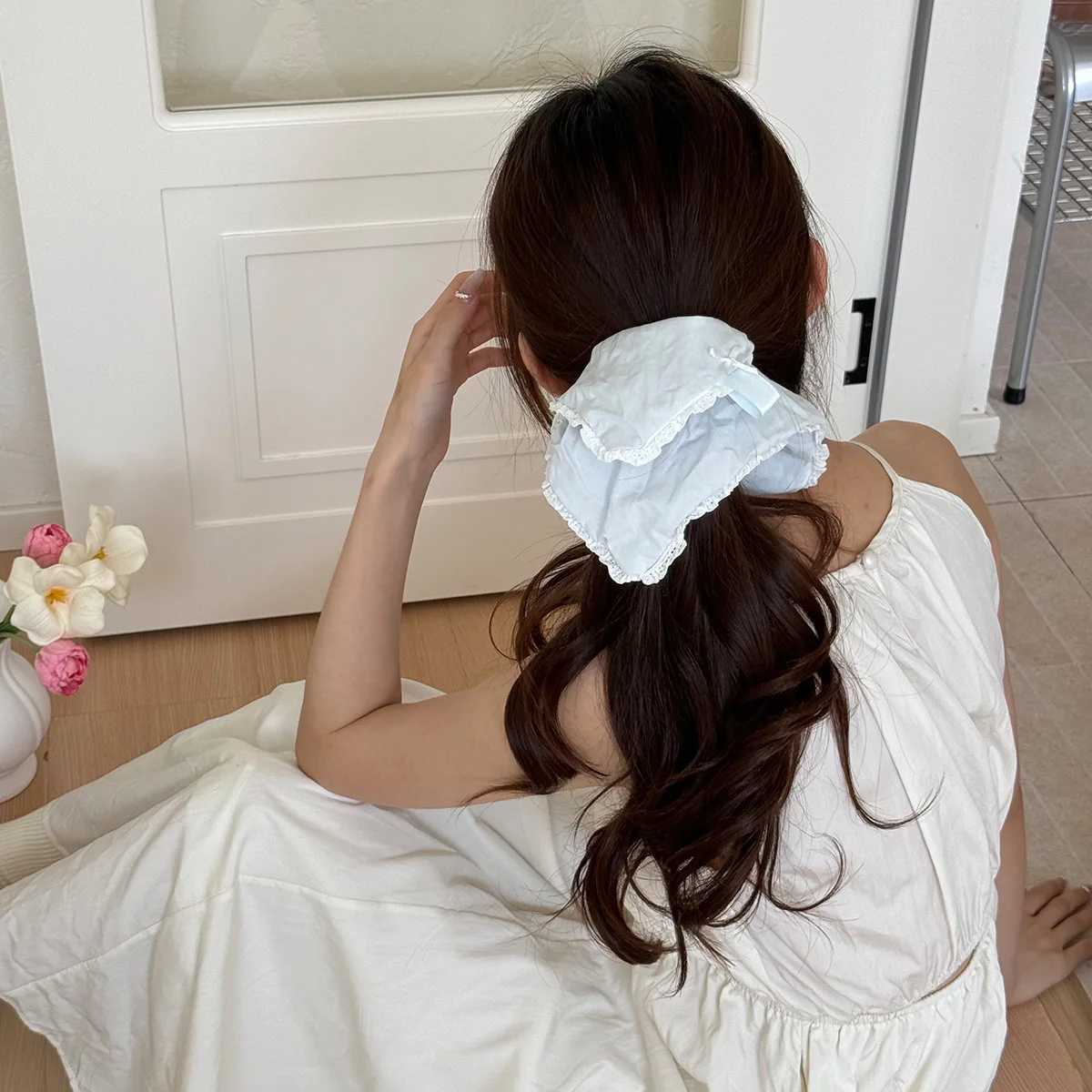 Ladies Nice Scrunchies Cute Pure Lace Light Blue Hair Band Sweet Large Intestine Band Sweet Hair Rope Sweet Style Hair Accessory H260319