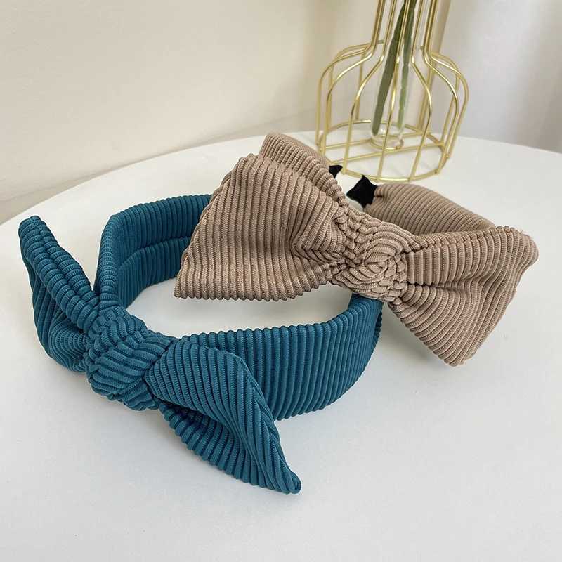 New Knitted Stripe Butterfly Tie Hair Hoop Womens Creative Solid Color Rabbit Ears Wide Edge Headband Press Hair Clip H260319