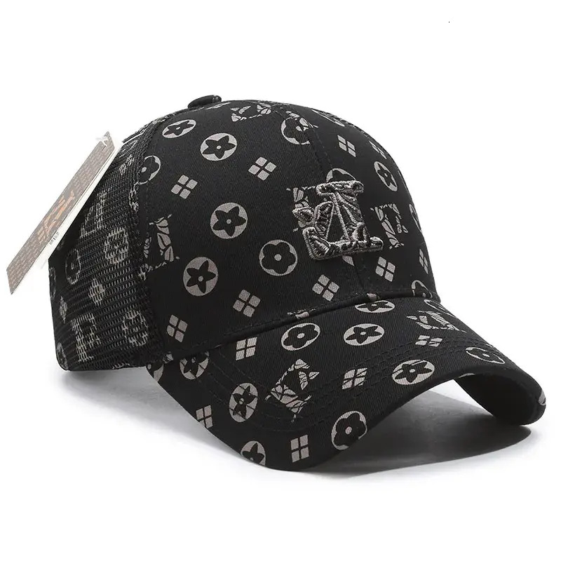 Light Luxury Designer Style Cap Men Adjustment Baseball Hats High Quality Women Fitted Caps Fashion Fedora Embroidery Letters Stripes For both men and
