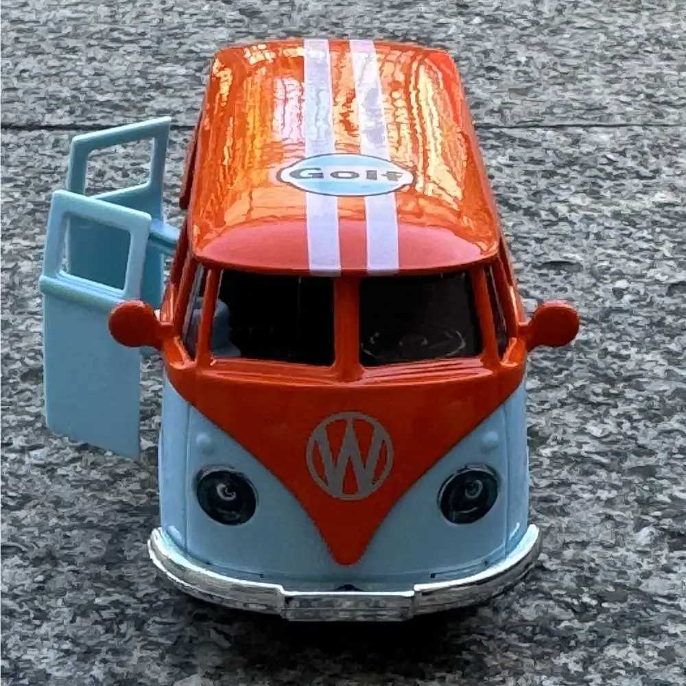136 Alloy Travel BUS Car Model Blue Pull-back Diecast Bus Transporter Van Model Boy Toy Car Gifts Collection Decor Y260319