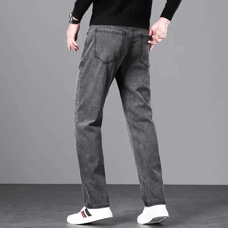 New Autumn Mens Fashion Baggy Jeans Gray Black Stretch Straight Classic Denim Trousers Male Versatile Comfortable Casual Pants M260319