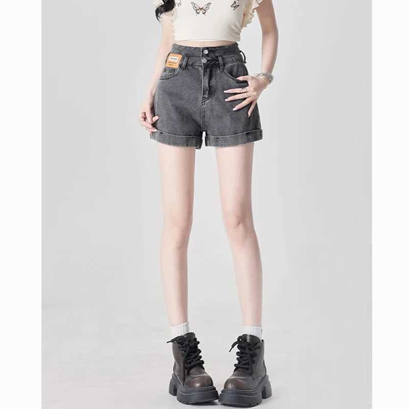 Summer Female Designer Casual High Waist Jeans Lady Thin A-Line Denim Shorts Girls Casual Fashion Baggy Short Pants M260319