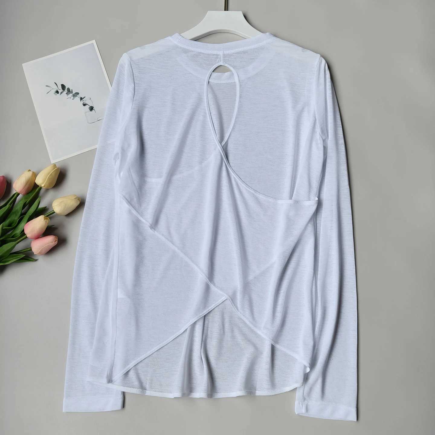 Women Backless Loose Yoga T-shirts Summer Round Collar Long Sleeve Fitness Breathable Sporty Yoga Tshirt Tops Female Sportswear Z20260319