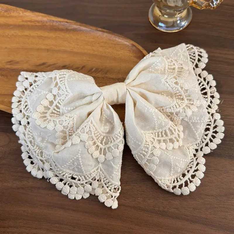 Korean Style Beige Floral Embroidery Lace Bowknot Hair Clip Fashion Sweet Chic Girls Barrettes Female Party Headdress Hairpins H260319