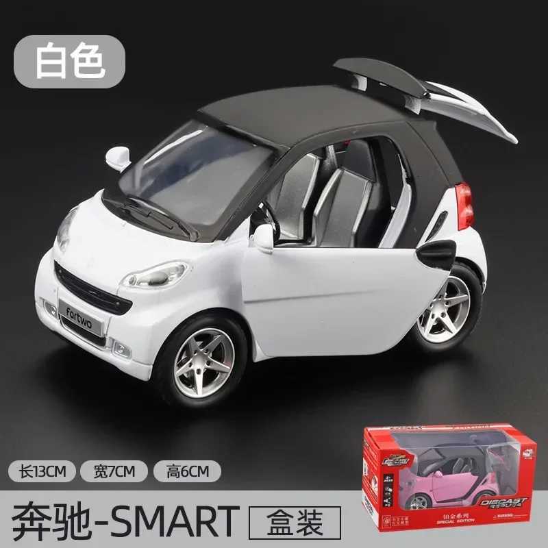 132 Benz SMART Cute Alloy Model Car Metal Diecast Car Simulation Sound And Light Pull Back Toy Car For kids Collection Gifts Y260319