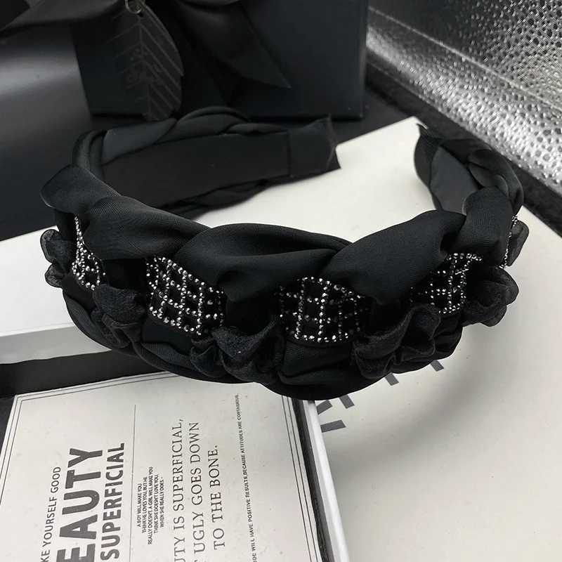 Retro temperament black hairpin hair band womens 2026 net red new high-grade appearance headdress pressure hair wash Headband H260319