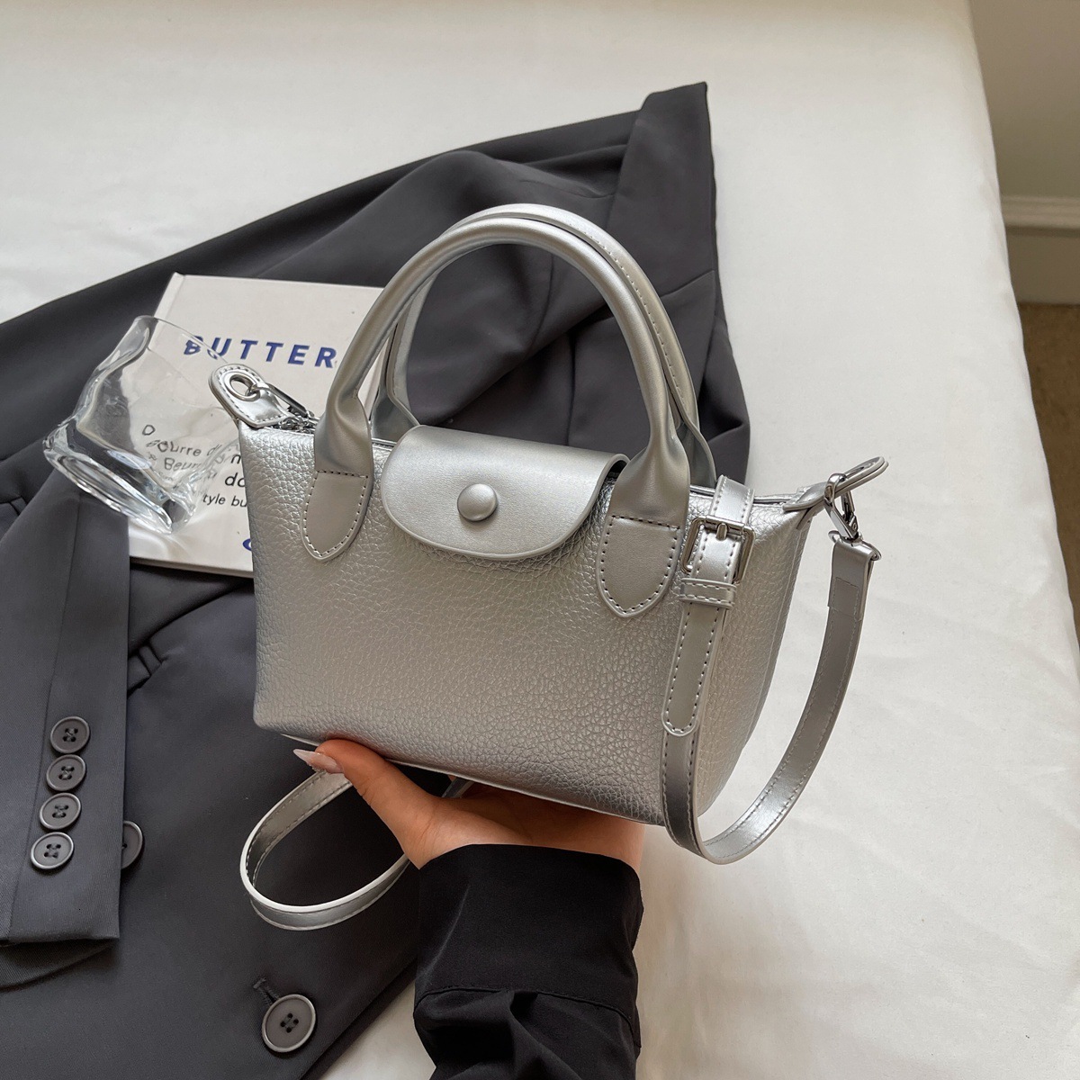 2026 Luxury Premium Color Contrasting Women's Handbag Fashion Simple PU Soft Leather Mini Single Shoulder Crossbody Bag New Fashion Western Style