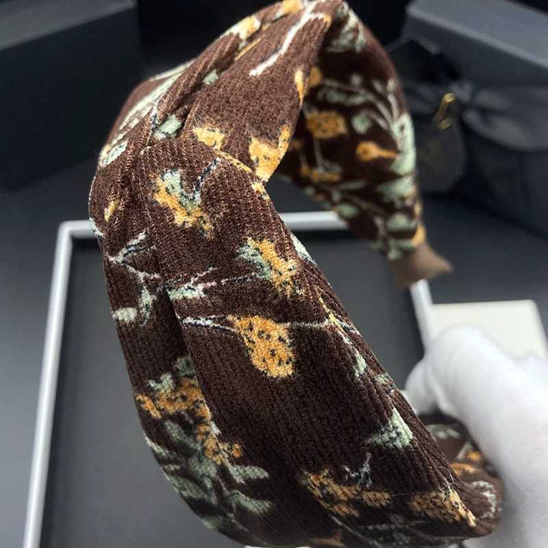 Womens new hair headband with high skull top and adult hair tie wide edge hair compression headband for washing face H260319