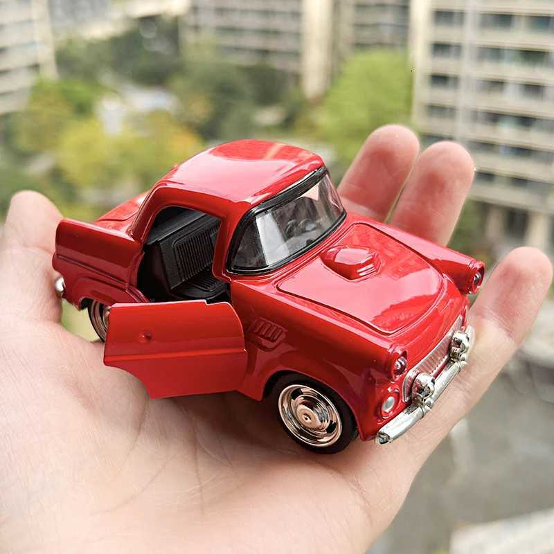 143 Alloy Diecast Cartoon Classic Vintage Car Model Classic Pull Back Car Miniature Vehicle Replica For Collection Gift Y260319