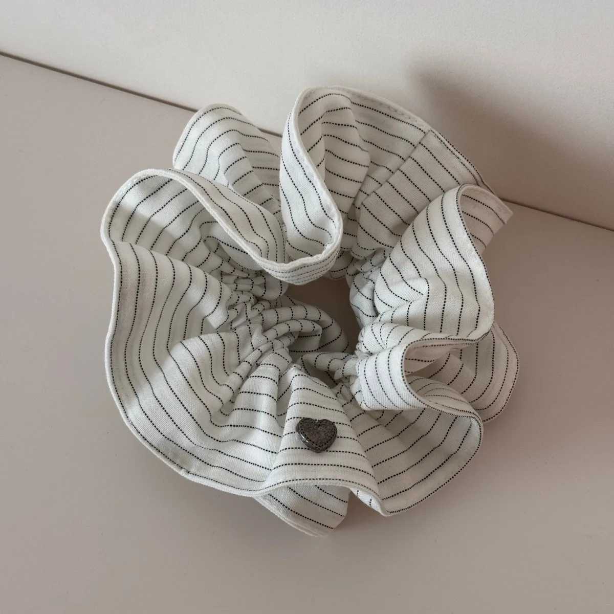 1pc Korean-style striped dotted metal heart hair tie elegant womens high-end square scarf hair band large hair tie H260319