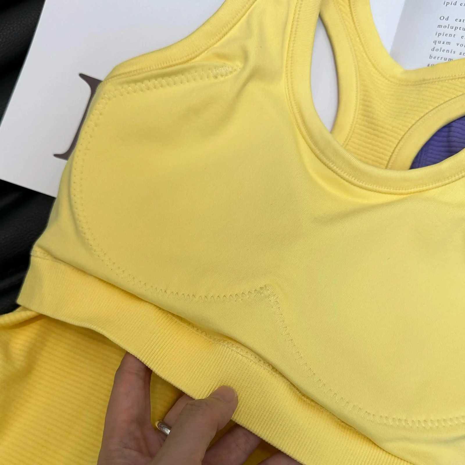 Summer Womens Sleeveless Sports Vest Tight-Fitting Quick-Dry Casual Fitness Top Running Shirt Tank Tops Yoga Wear Pilates Tops Z20260319