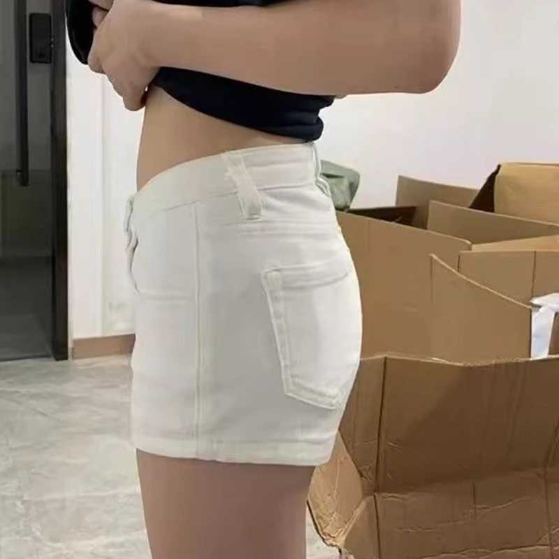 Spring Summer High Eleatic Denim Shorts Women Slim Skinny Jeans Short Pants Fashion White Hot Shorts Girls Casual Denim Shorts M260319