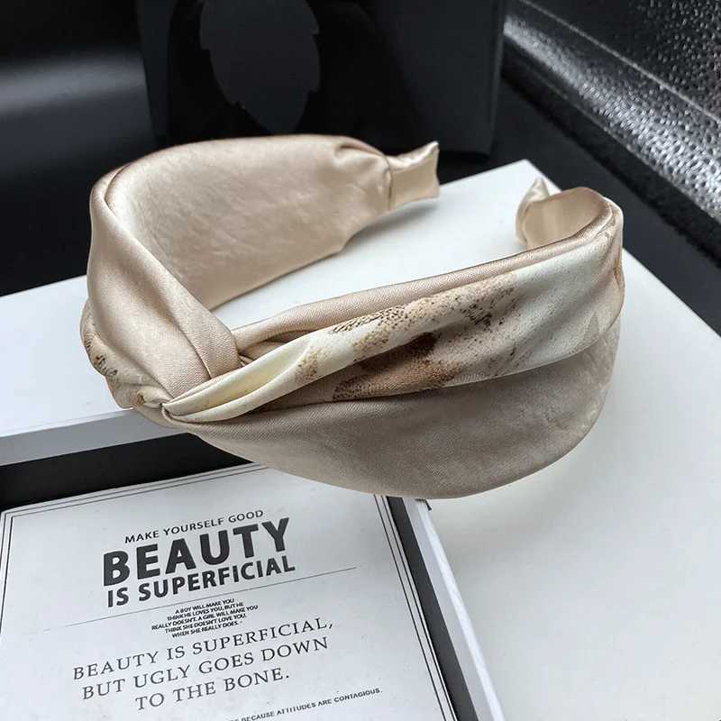 Fashionable hair clip and headband for women high skull top versatile hair tie wide edge hair compression headband face wash H260319