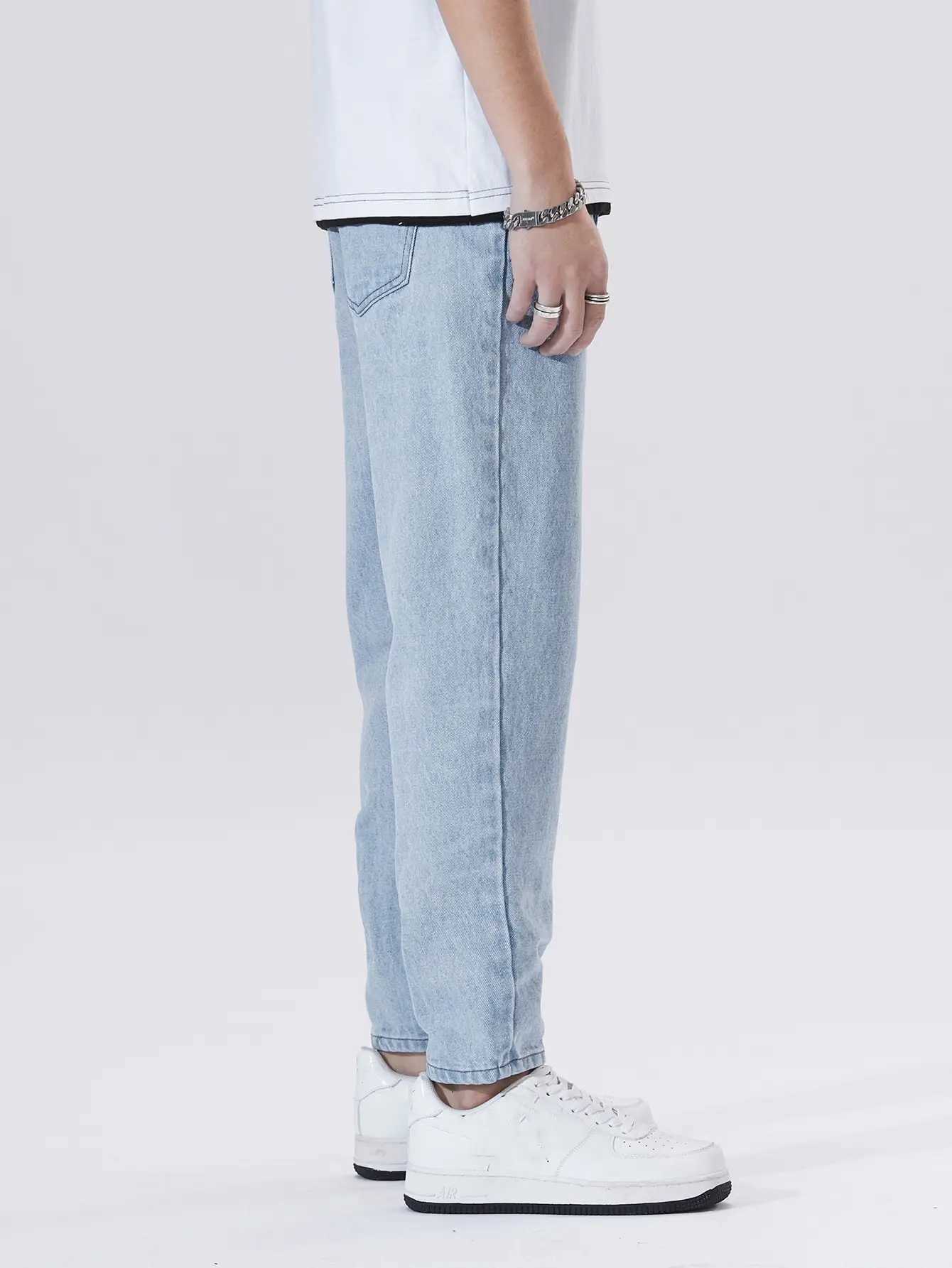 Mens light blue straight-leg jeans for spring and autumn trendy casual fresh and fashionable M260319