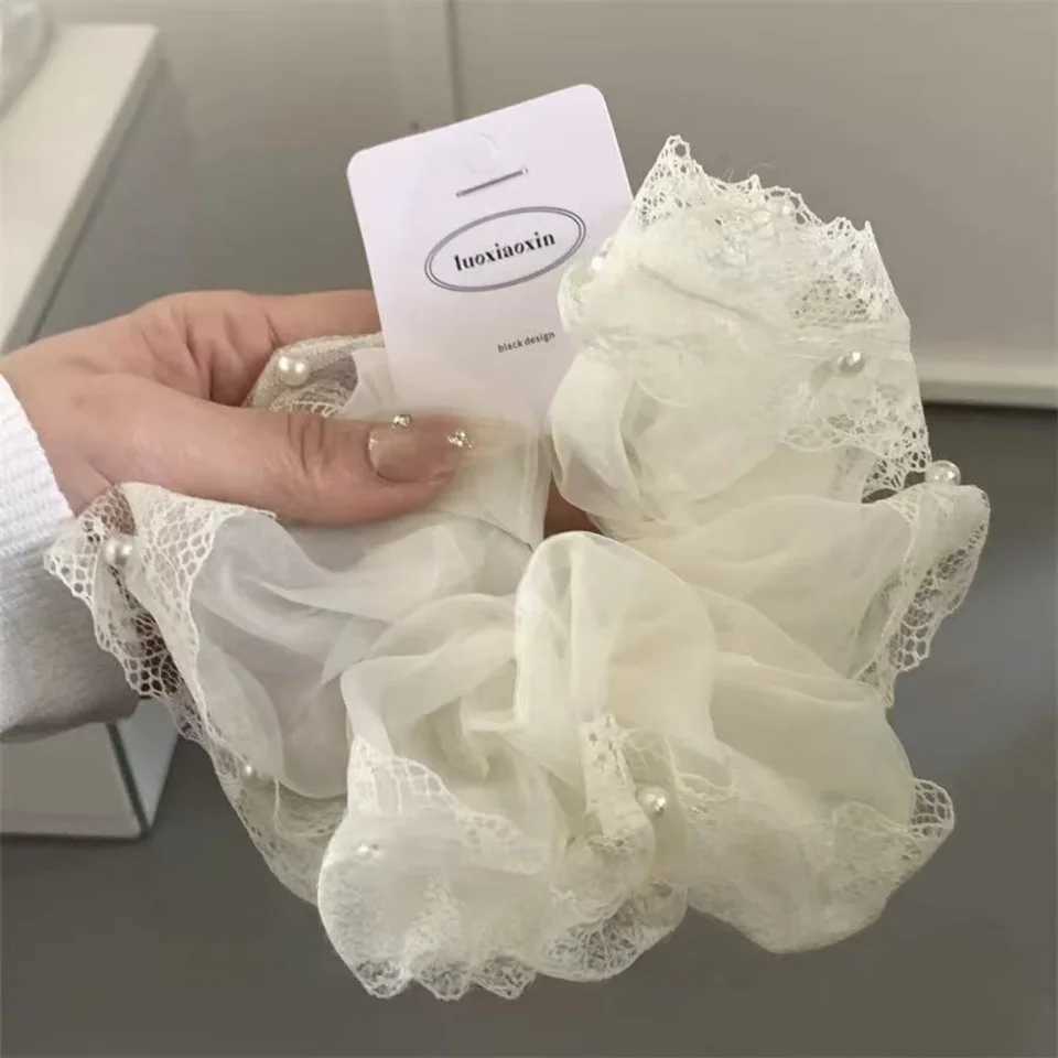 1PC Korean- tyle Dongdaemun-Inspired Lace and Pearl White Sheer Chunky Hair Scrunchie Sweet and Gentle Hair Accessory for Women H260319