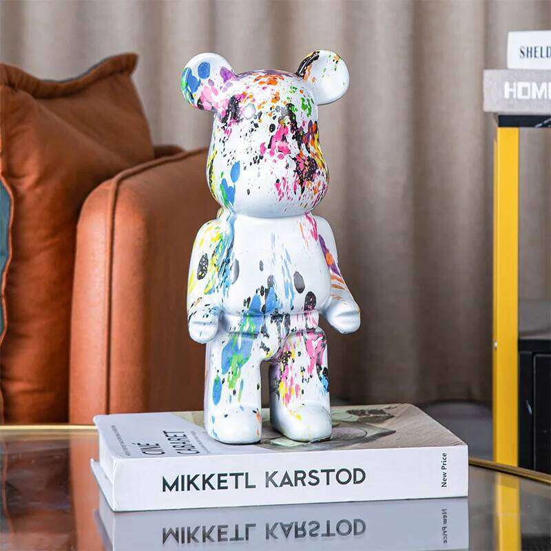 28cm Aesthetic Figure Ceramics Saving Pot Statue Violent Bear Figurine Sculpture Luxury Livingroom Decoration Home Ornament 26W0319