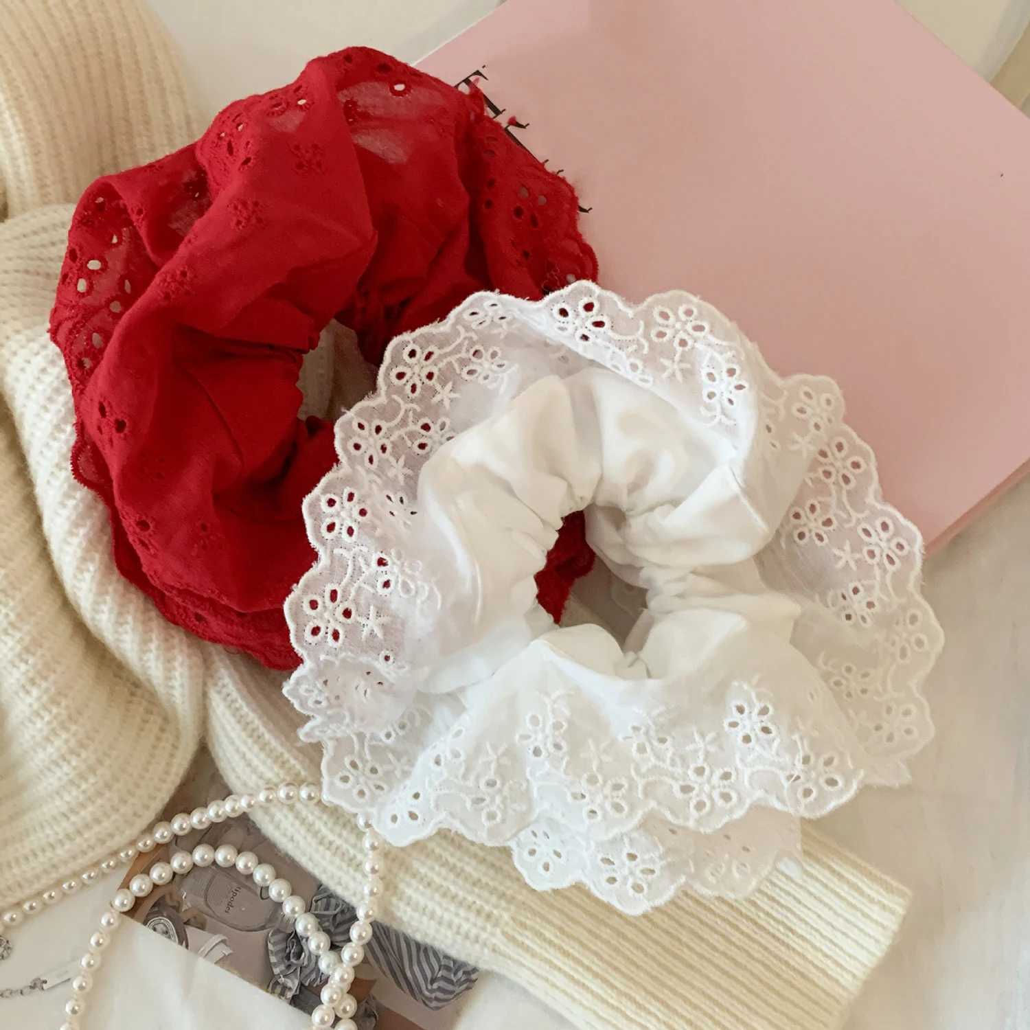 A pure cotton lace hair band a cute white hair tie and a French hollow double-layer large intestine band for women H260319