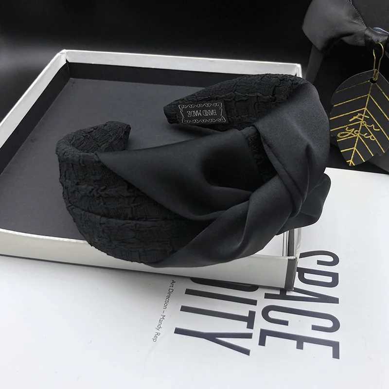 Black fabric woven headband for women with high skull top hair clip and wide edge compression headband H260319