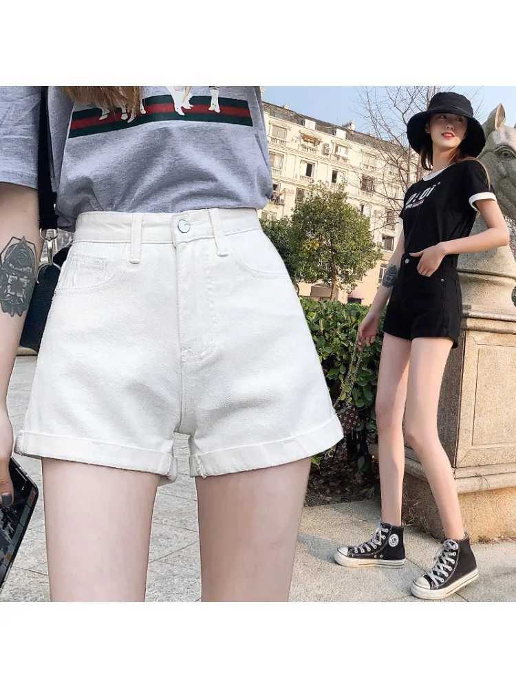 High-Waist Cuffed Denim Shorts Women Summer Korean Style Student Loose Slimming Outerwear A-Line Wide Leg Hot Pants Y2K Shorts M260319