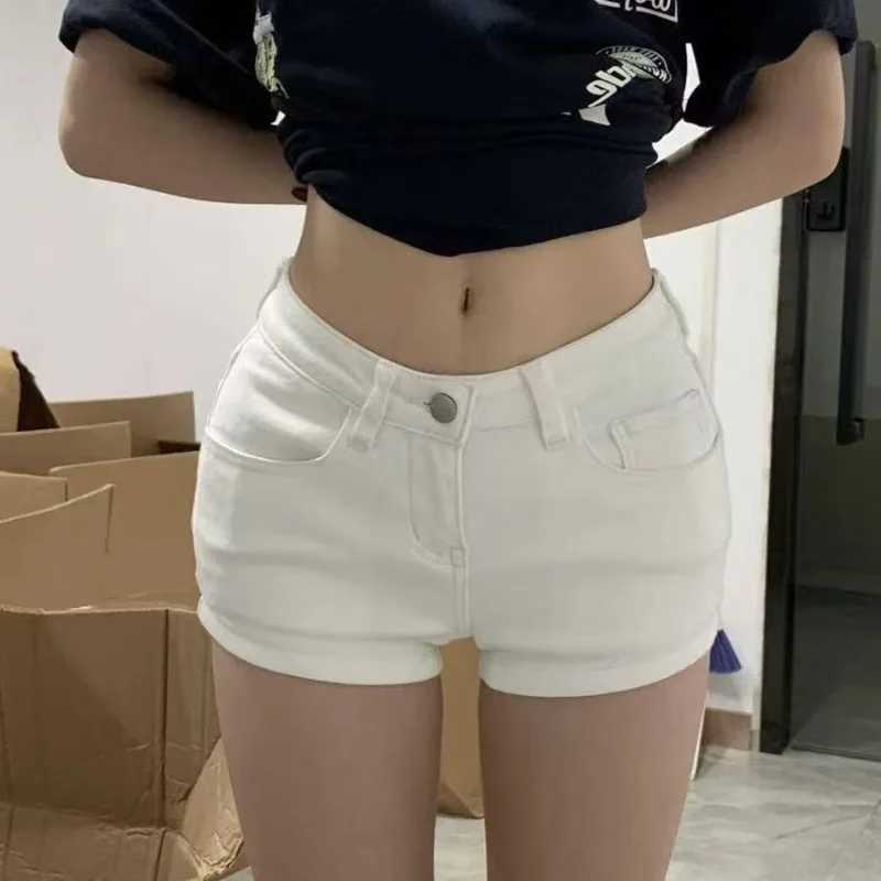 Spring Summer High Eleatic Denim Shorts Women Slim Skinny Jeans Short Pants Fashion White Hot Shorts Girls Casual Denim Shorts M260319