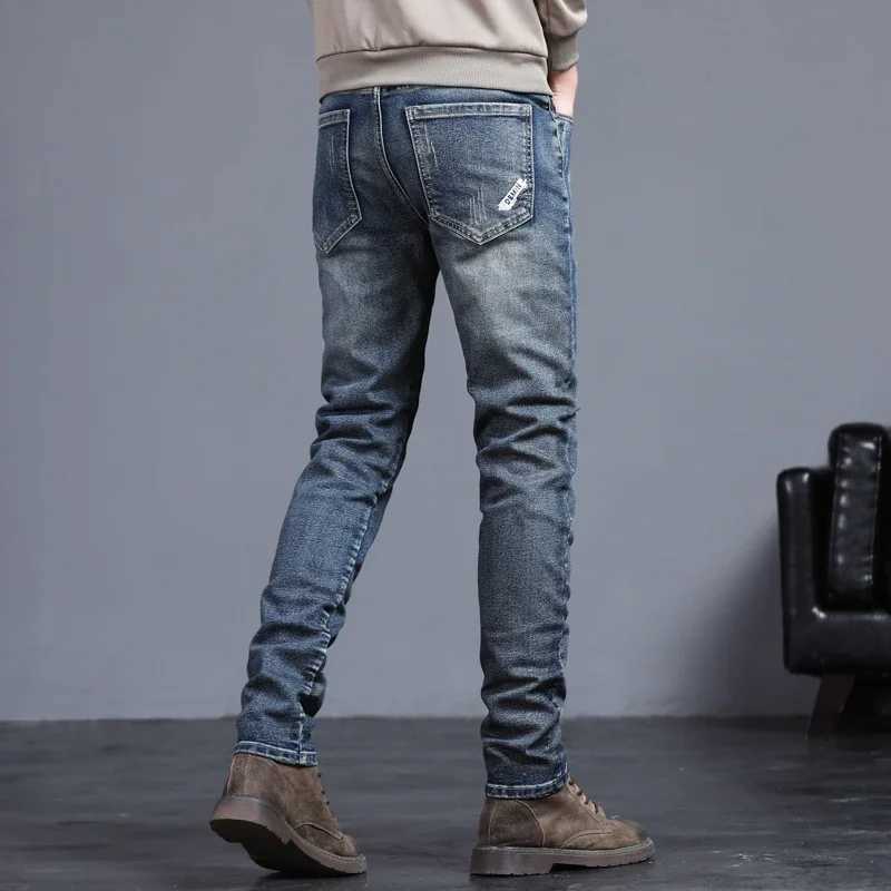 New Mens Vintage Jeans Korean Fashion Slim Little Feet Embroidered Trousers Stretch Male Streetwear Denim Pants M260319