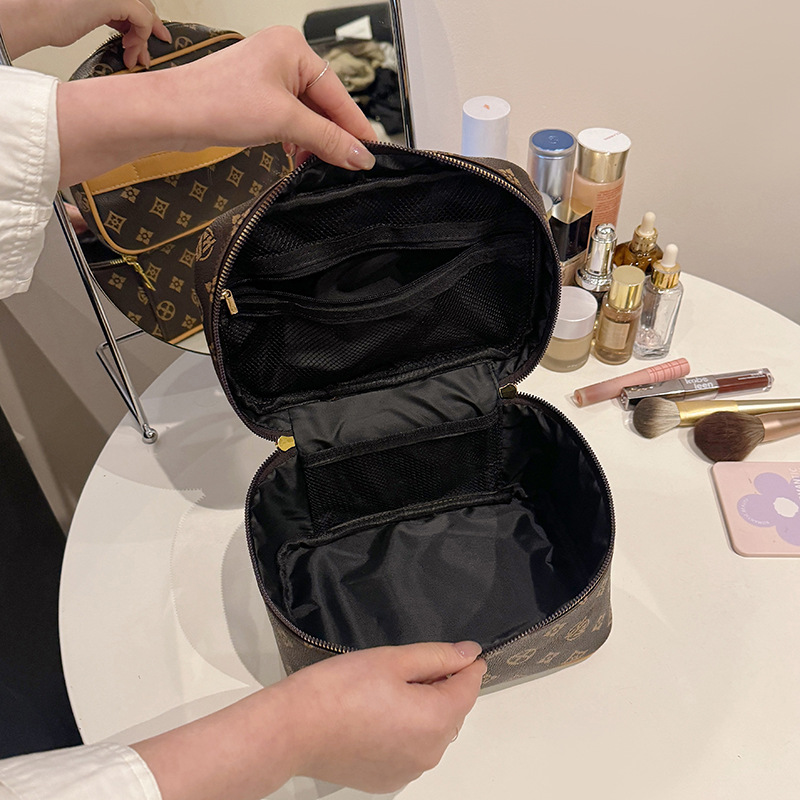 Printed makeup bag, new large-capacity storage bag, portable travel and business cosmetic storage pouch, multi-functional hand-held toiletry bag, luxu