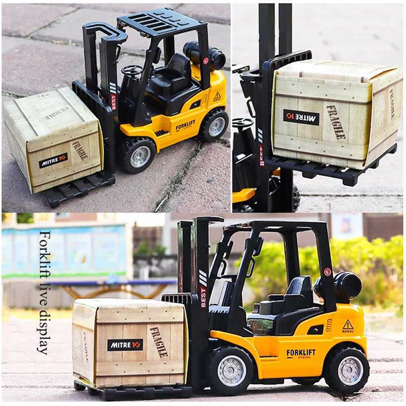 1Pc Hot Alloy Die-Cast Model Vehicle Construction Forklift Friction Toy Cargo Pallet Interactive Toy For Boys Girls Xmas Gift Y260319