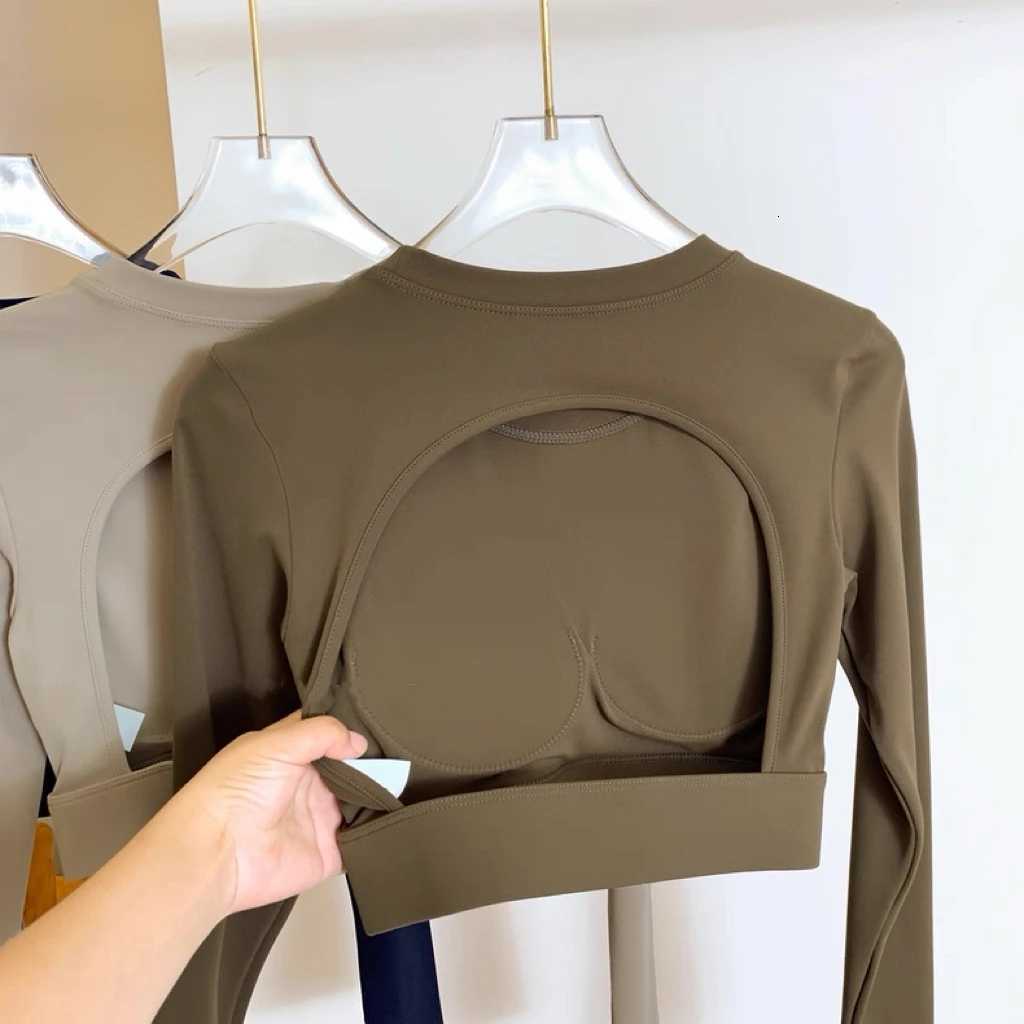 Womens Sports Top with Built-in Bra Backless Yoga Wear Running Training Professional Pilates Fitness Clothing Long Sleeve Z20260319
