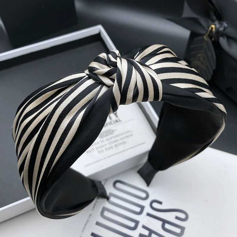 High skull top hairpin hoop womens fashion striped fabric adult outer bound headdress wide edge hairpin hoop H260319