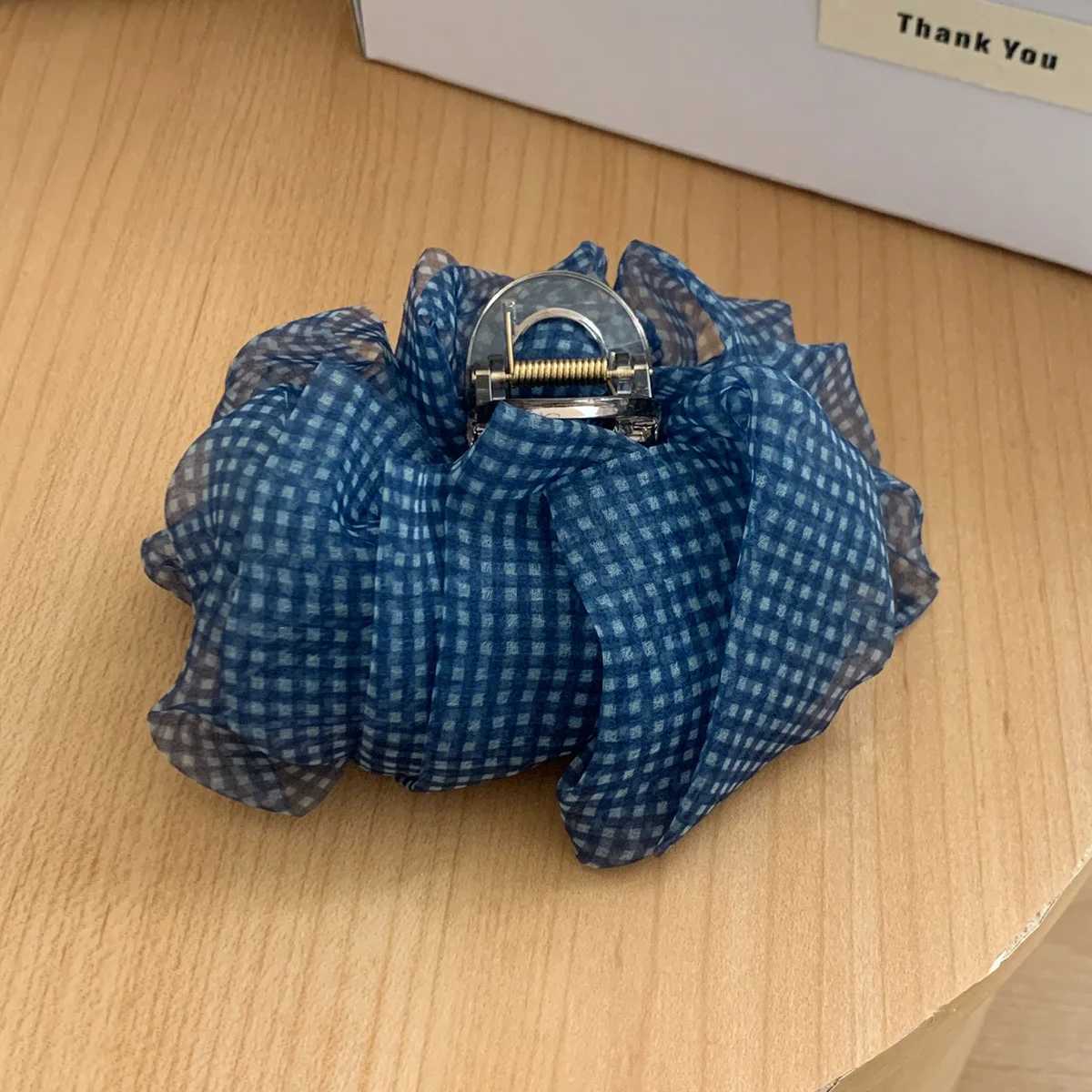 Plaid Blue Seersucker Hair Clip for Woman Elegant Temperament Shark Clip Fashion Girl Back of The Head Ponytail Clip Hair Clamp H260319