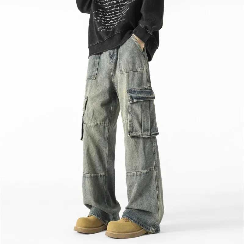 Mens Loose Fit Straight Wide Leg Cargo Jeans outdoor Multi Pocket Patchwork Denim Pants Trending Streetwear Utility Style M260319