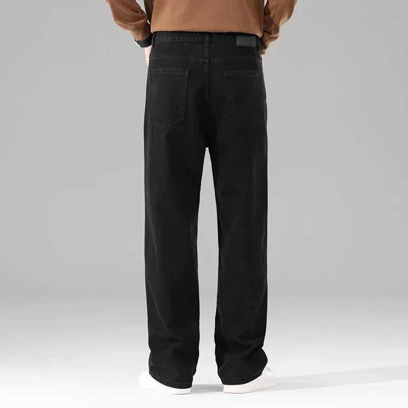 Male Brand New Autumn Jeans Men Black Casual Baggy Trousers Classic Straight Comfortable Wide Denim Trousers Men Clothing M260319