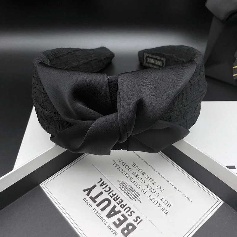 Black fabric woven headband for women with high skull top hair clip and wide edge compression headband H260319