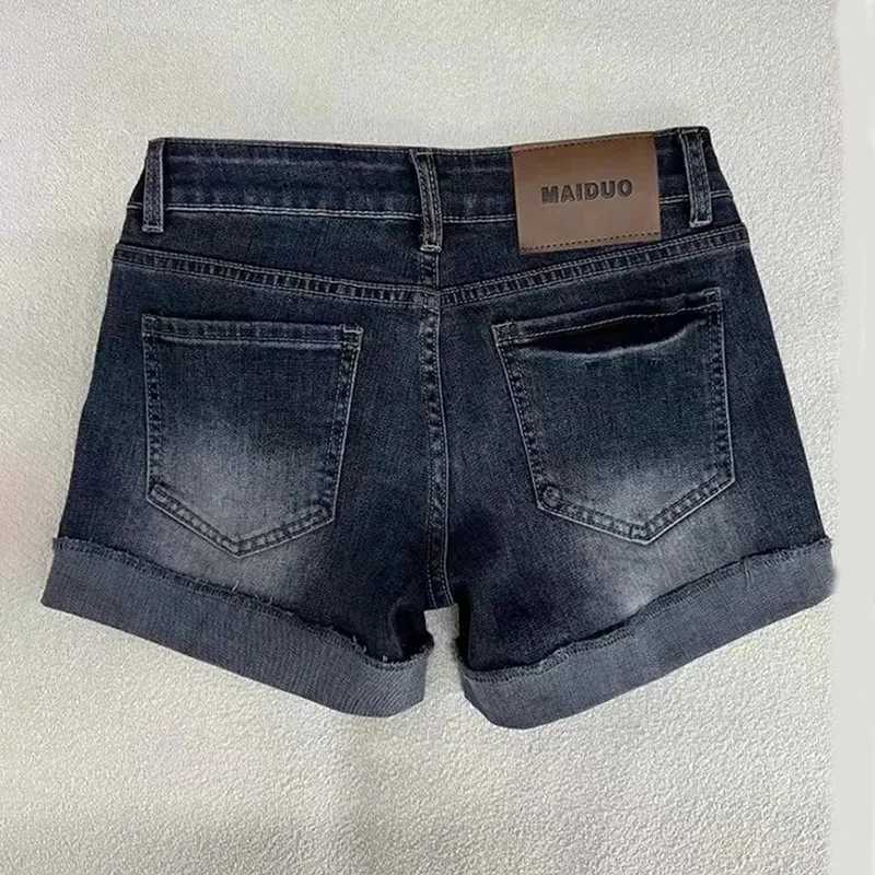 Summer Sexy Low Rise Hip Covering Hot Pants Women American Distressed Washed Jean Short Retro Roll Up Hem Deep Blue Denim Shorts M260319