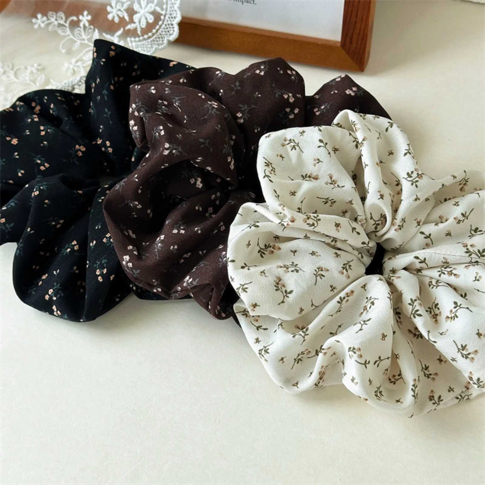 Brown Floral Scrunchie Elegant Hair Accessory for Women Cute Hair Tie for Daily Wear H260319