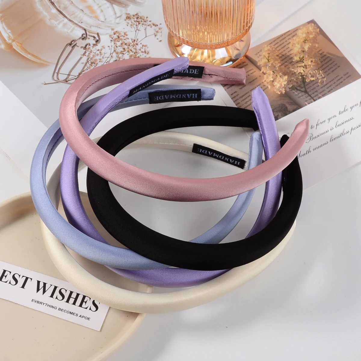 5-Piece Set of Stylish and Elegant Satin Hairbands for Women Suitable for Dresses Parties Balls and Friend Gatherings H260319