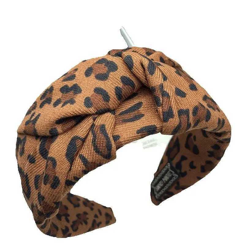 Fashionable internet celebrity new leopard print hair clip headband for women with high skulls versatile for outdoor shopping H260319